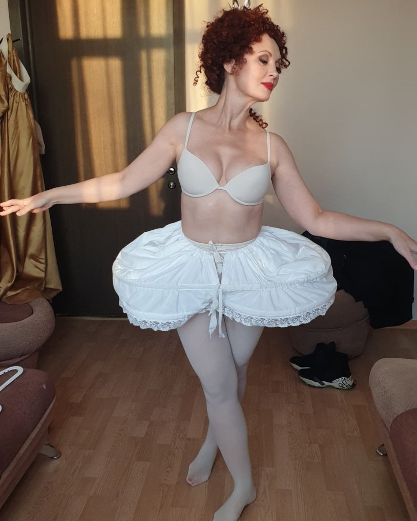 Elena Ksenofontova Eleanor Andreevna