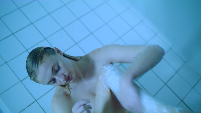 Sophie Turner breast