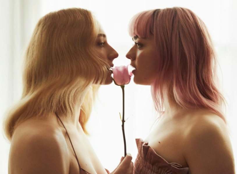 Sophie Turner Naked Scenes