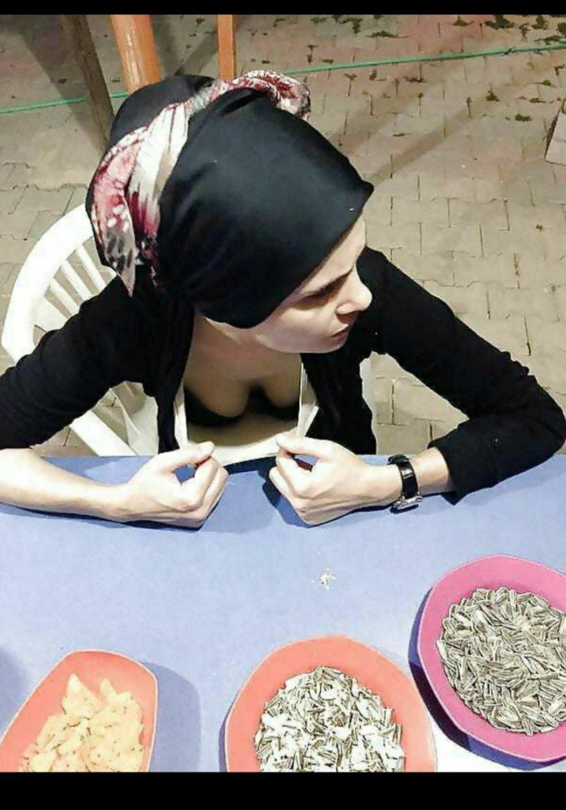 Sandra Arabian in hijab