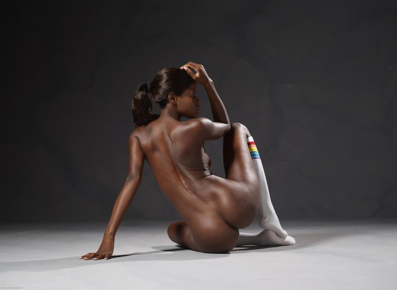 Naked women play sports