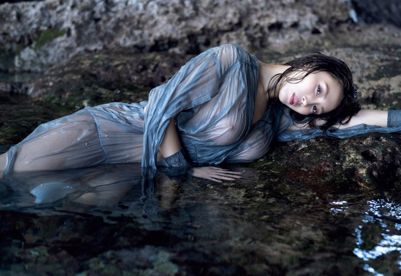 Naked photos of Tomomi Morisaki models