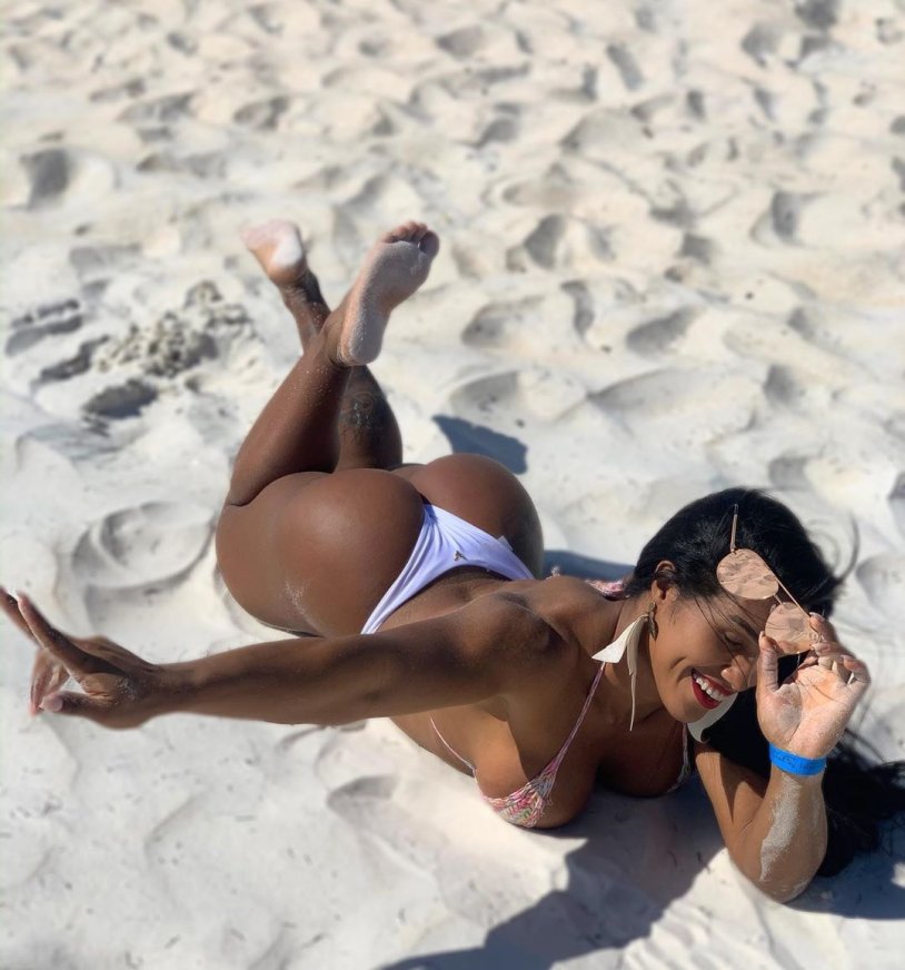 Alexandra Alves de Lima photo