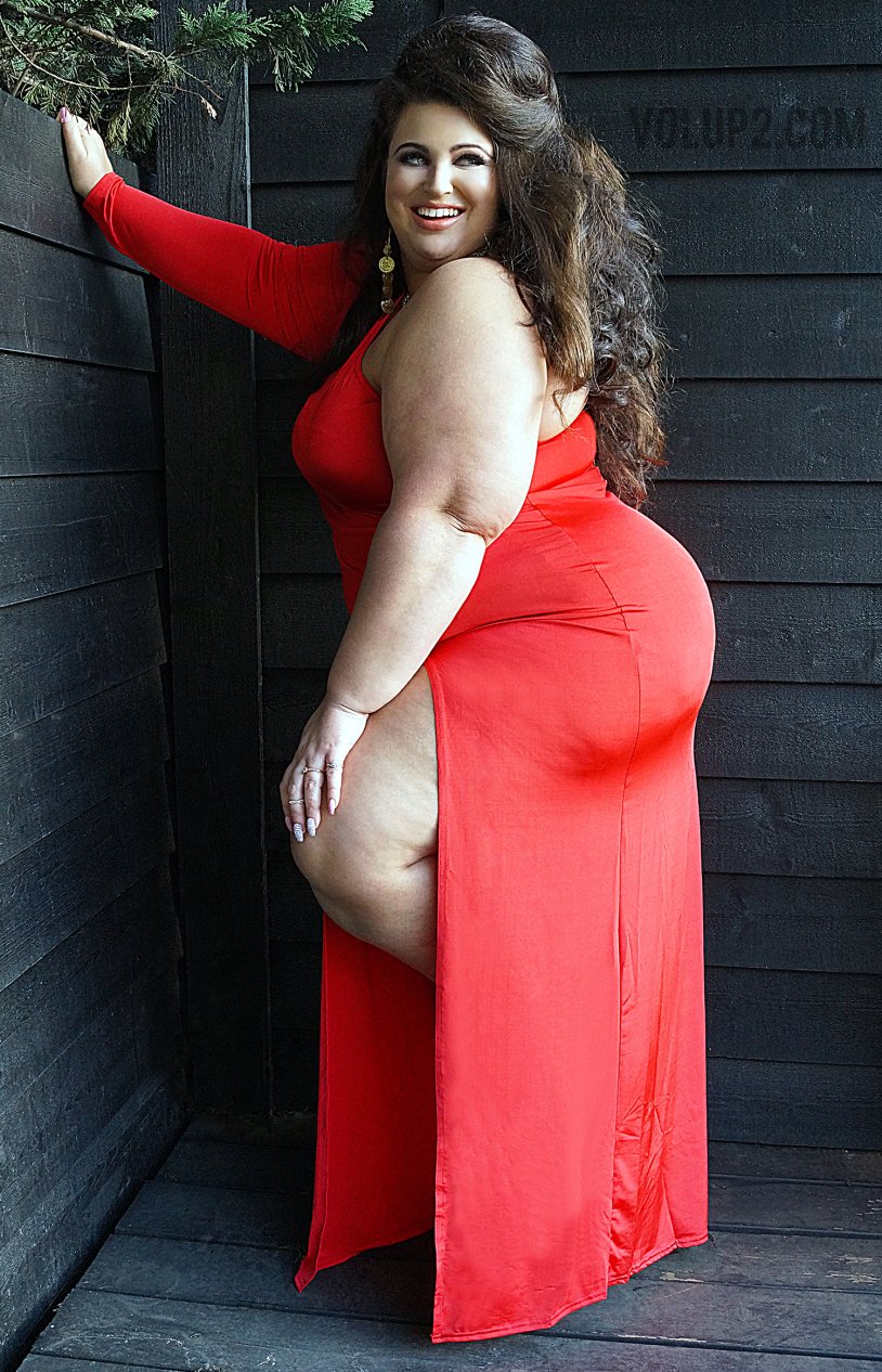 Model plus saz karina brorone