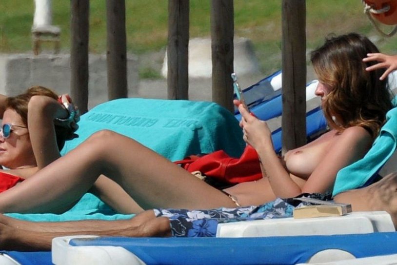 Blanca Suarez Naked Breast