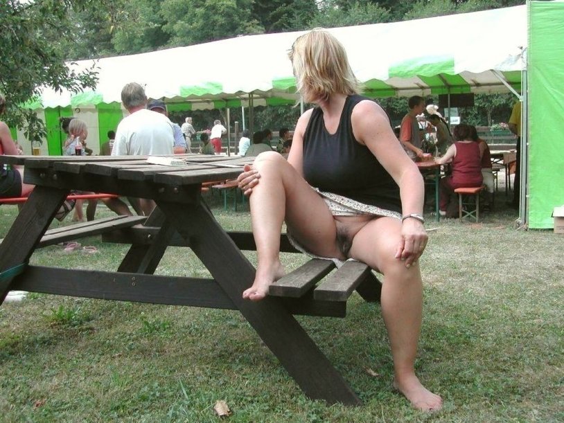 Britney Spears without paparazzi panties