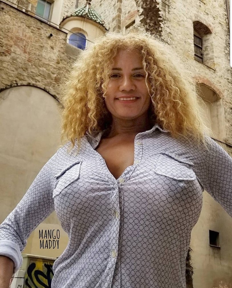 Kelly van der welden movies