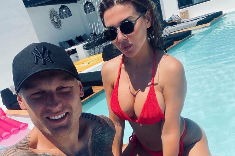 Lmfao and I Know Its in shorts