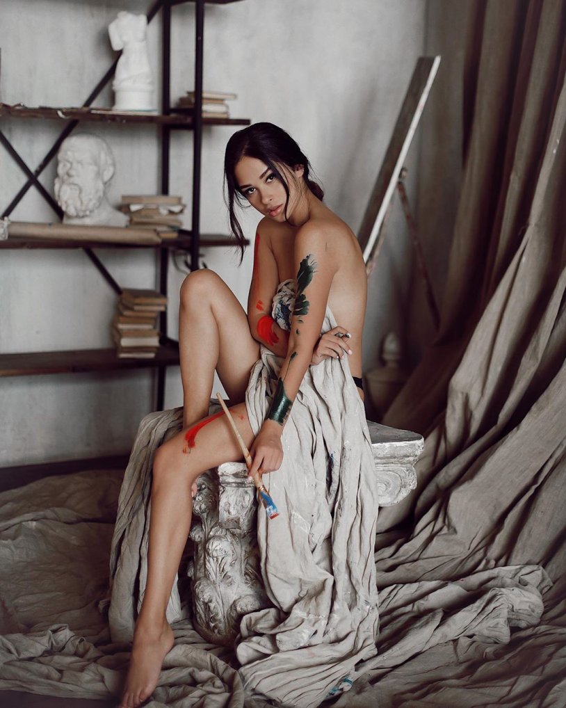 Alina Akilova Bachelor