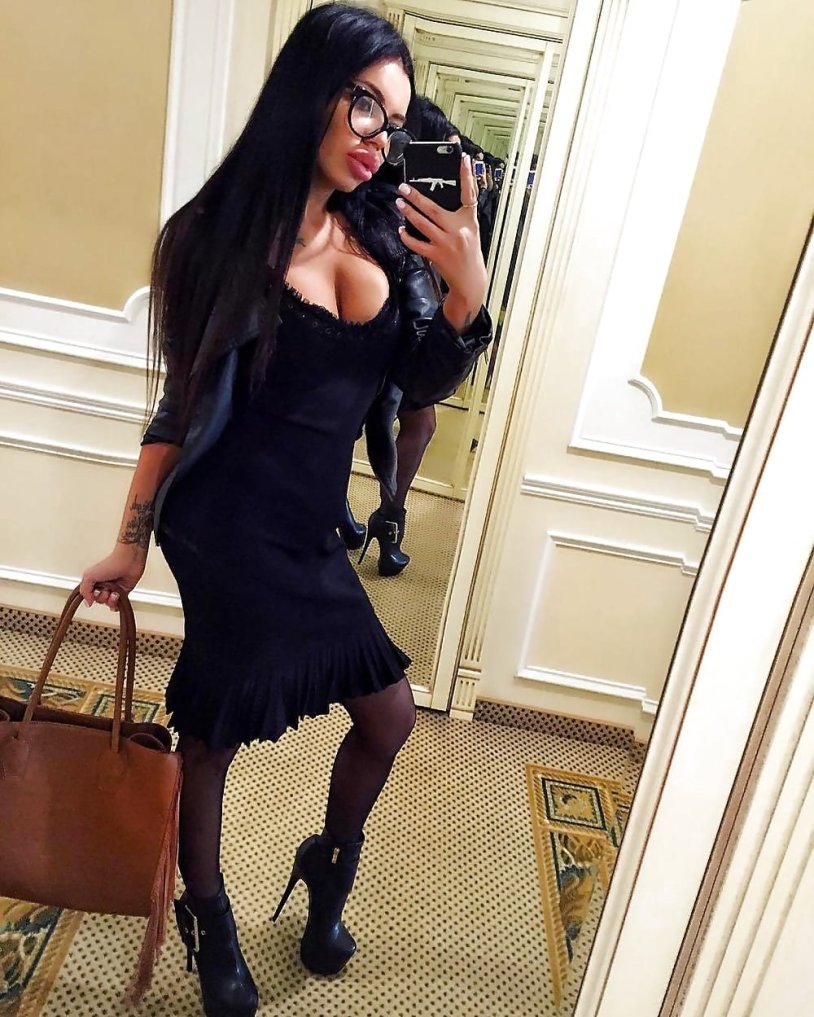 Golddigersha Sandra Burmistrova