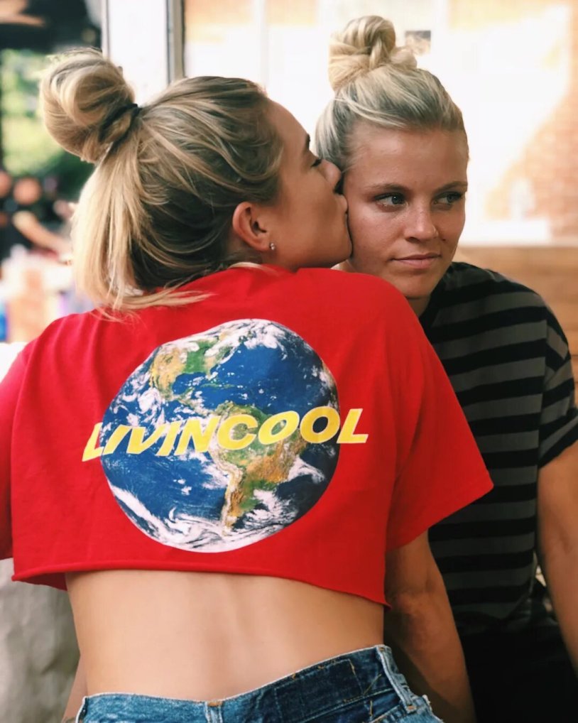 Christine Froset legs