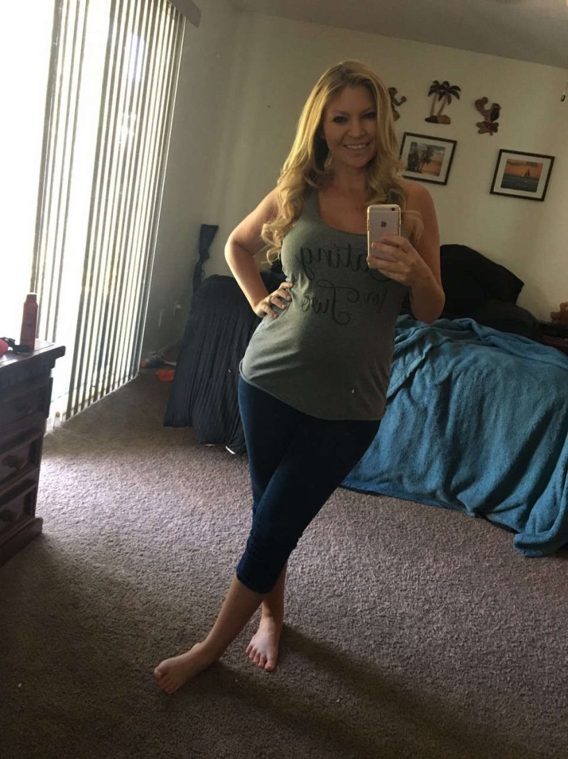 Brianna - Brianna Gets Cum Up Her Ass (2017)