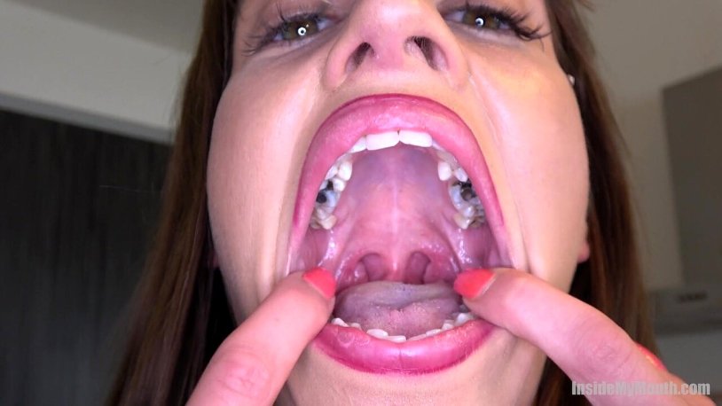 Riley Reed with an open mouth