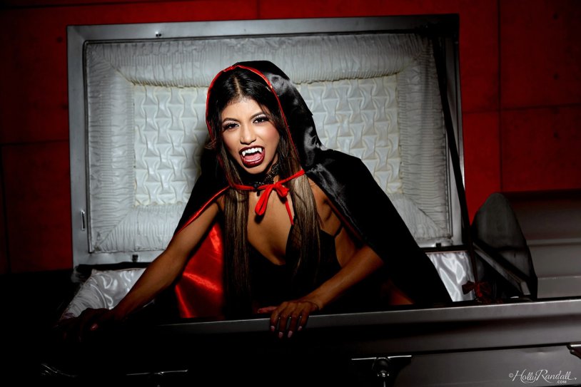 Veronika Rodriguez Stewardess