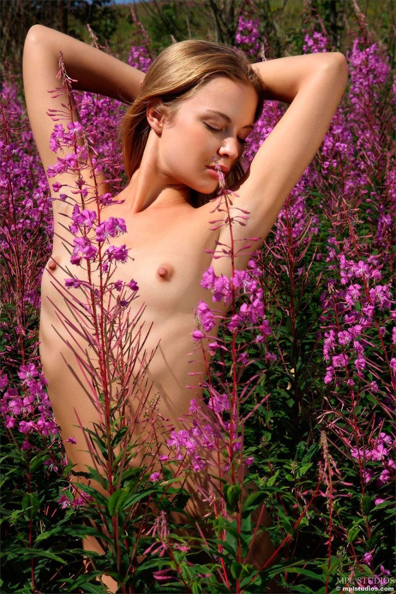 Russian porn model Pandora