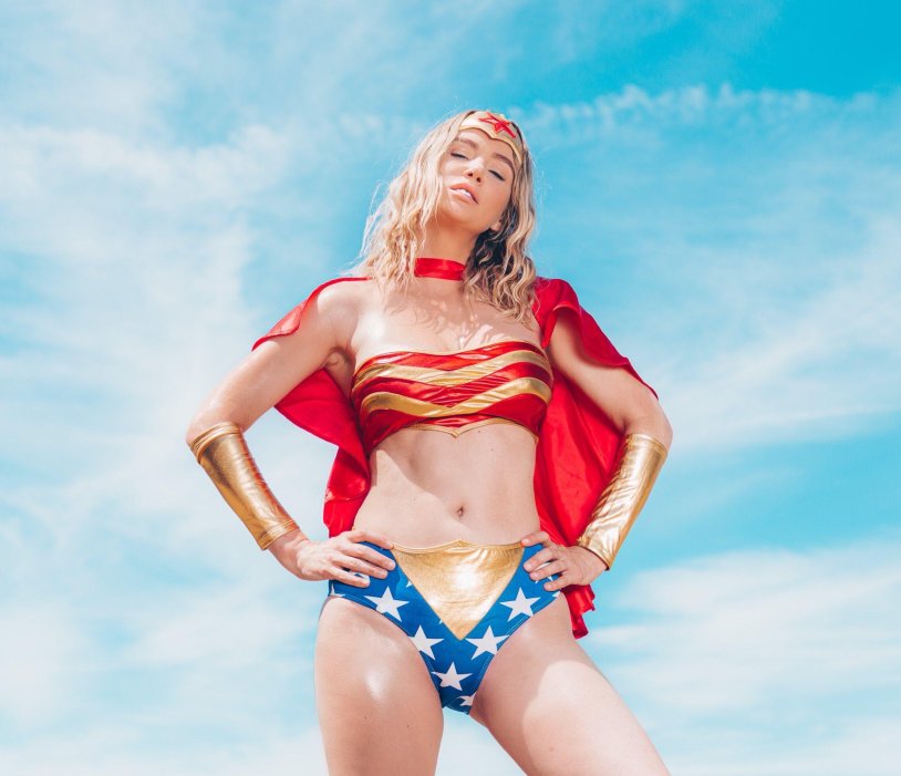 Sarah Anderwood Tits 2020