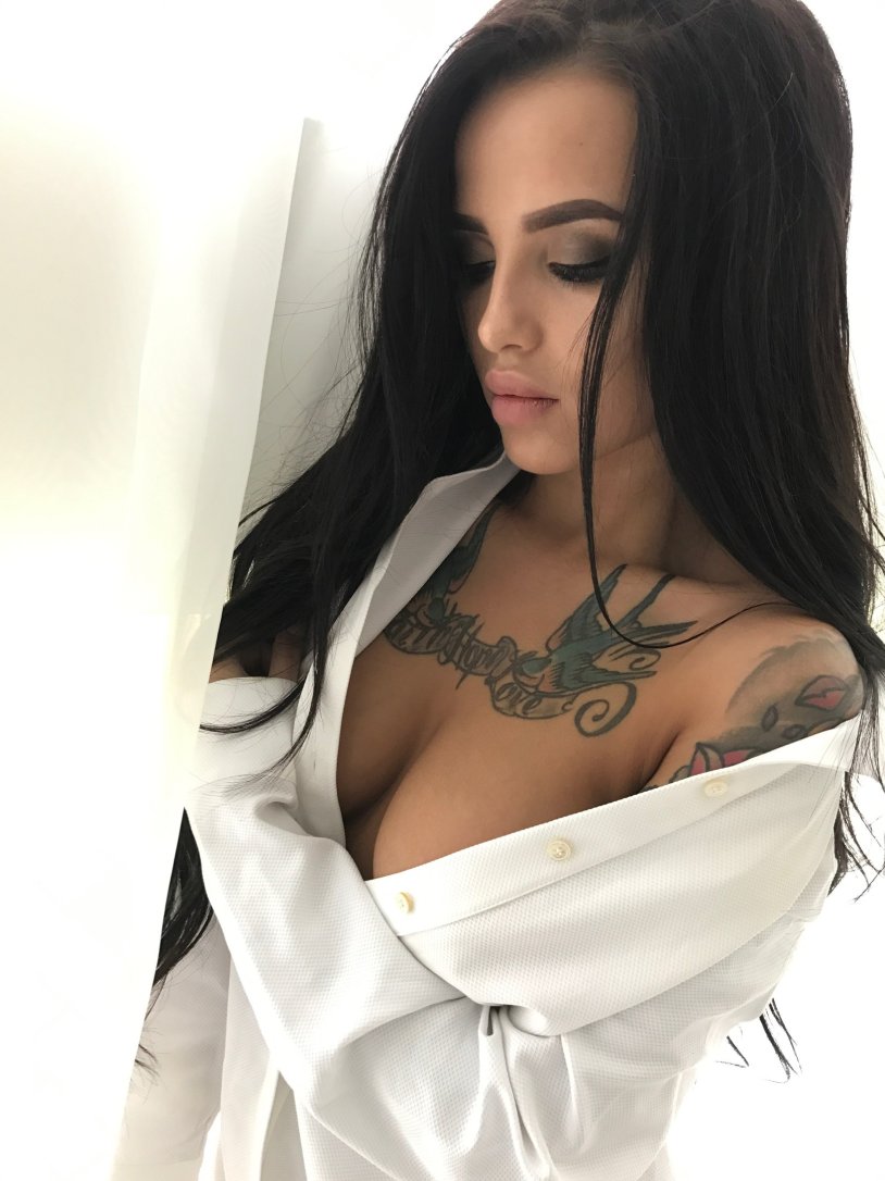 Darina Dashkina model Maxim