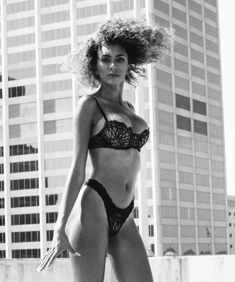 Tina Turner photo naked