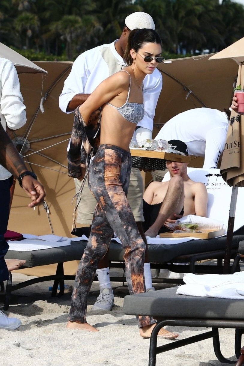 Gigi Hadid and Kendall Jenner