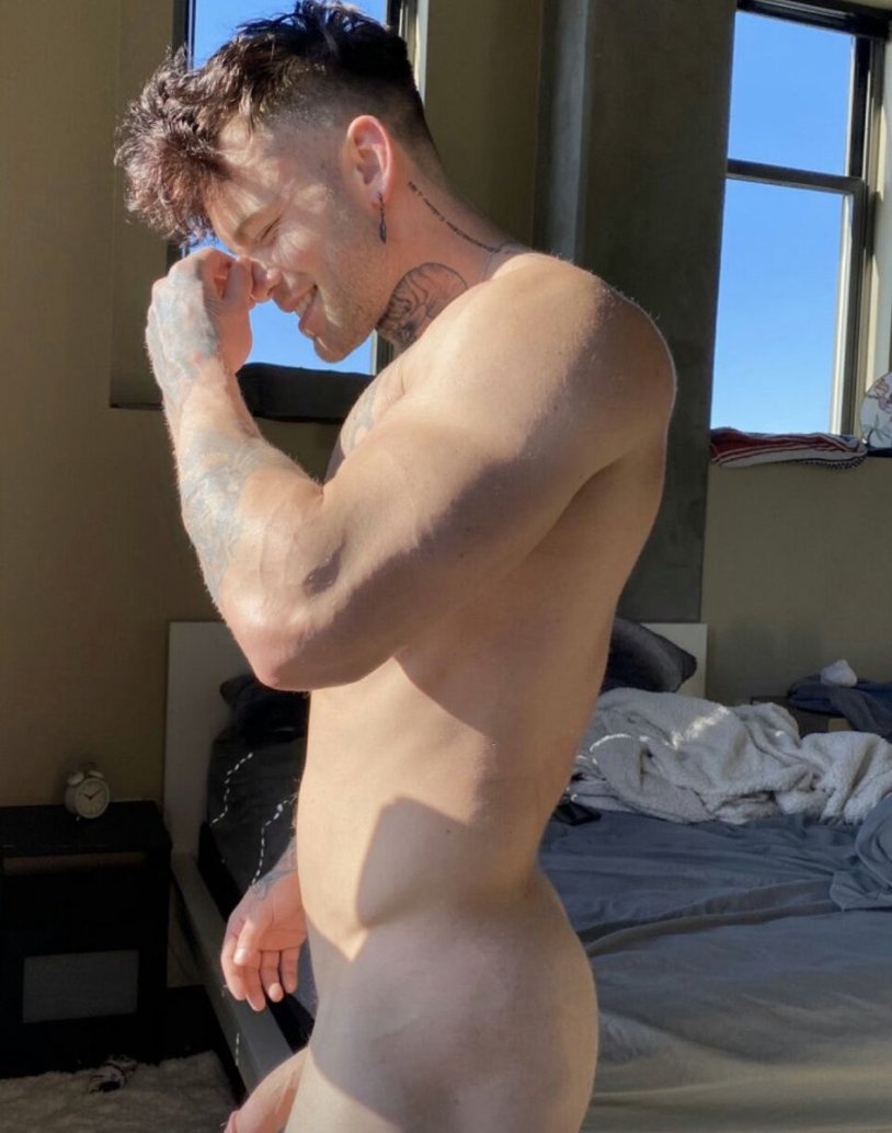 Dustin Broke porn actra