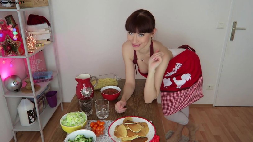 Manyvids Mylene in Custom Food Ass Stuffing