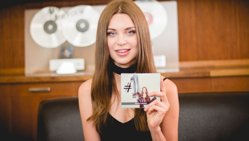 Monika Synytycz fashion model Monica