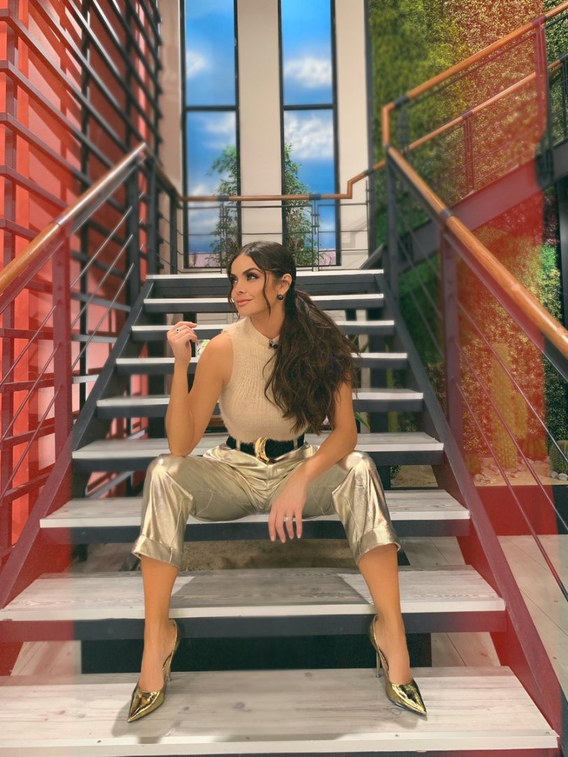 Alina Vakario in a swimsuit