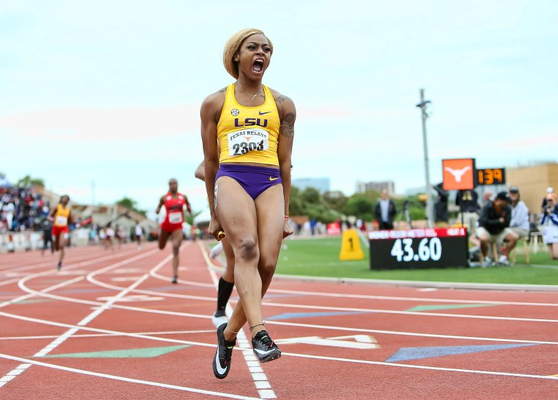 Nicole Eniston Pla in Thong