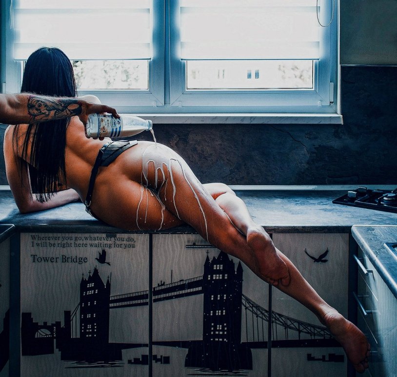 Actress Mila Sivatskaya nude