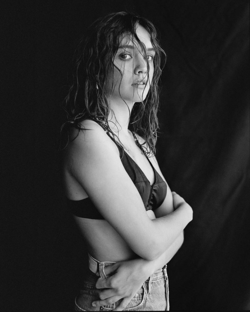 Olivia Mann Erotic scenes