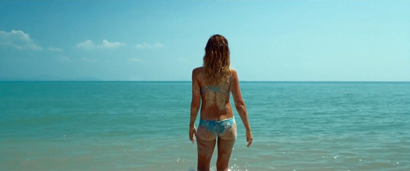 Jessica Alba in the film Mechanic