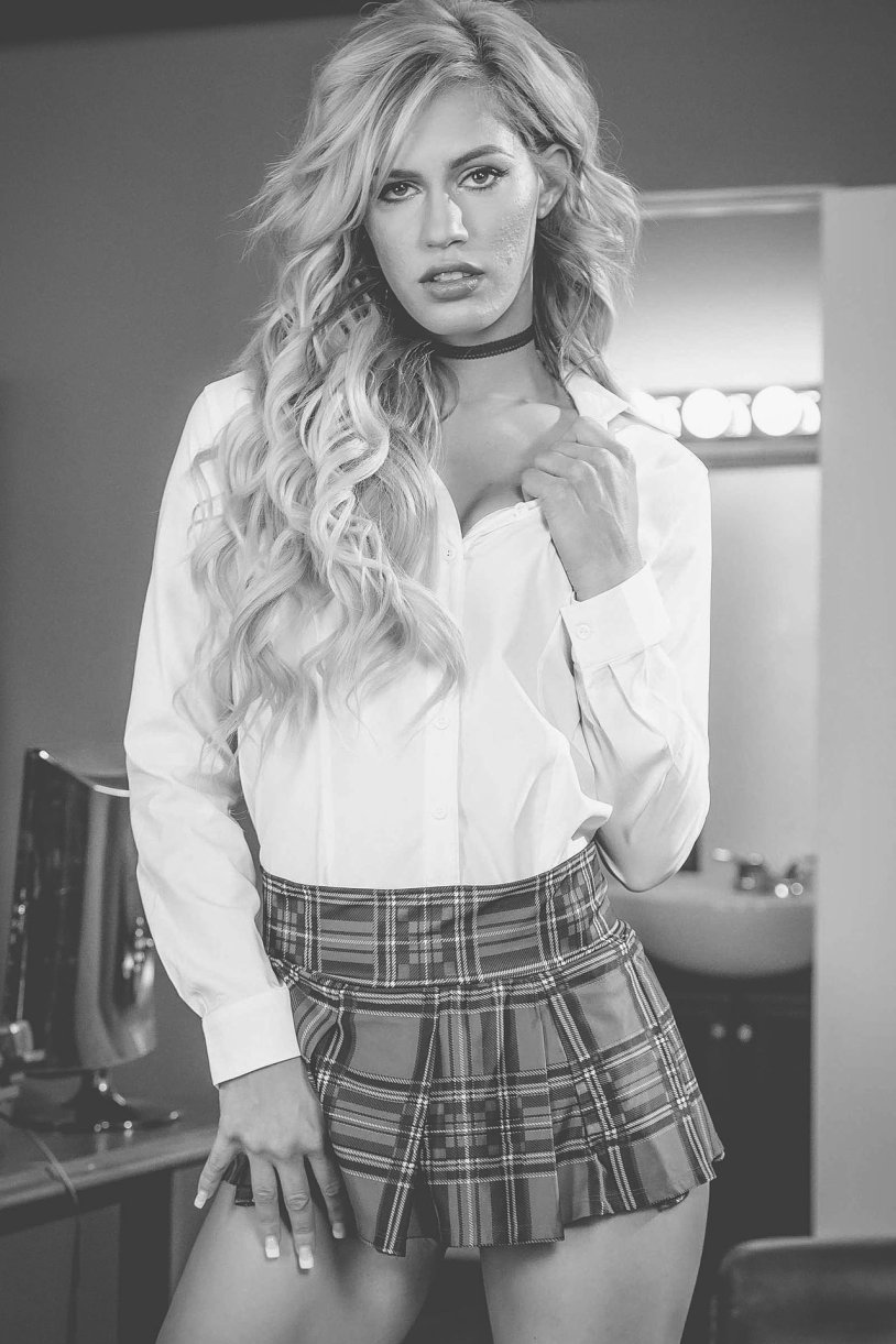 Isabelle Deltor Brothers