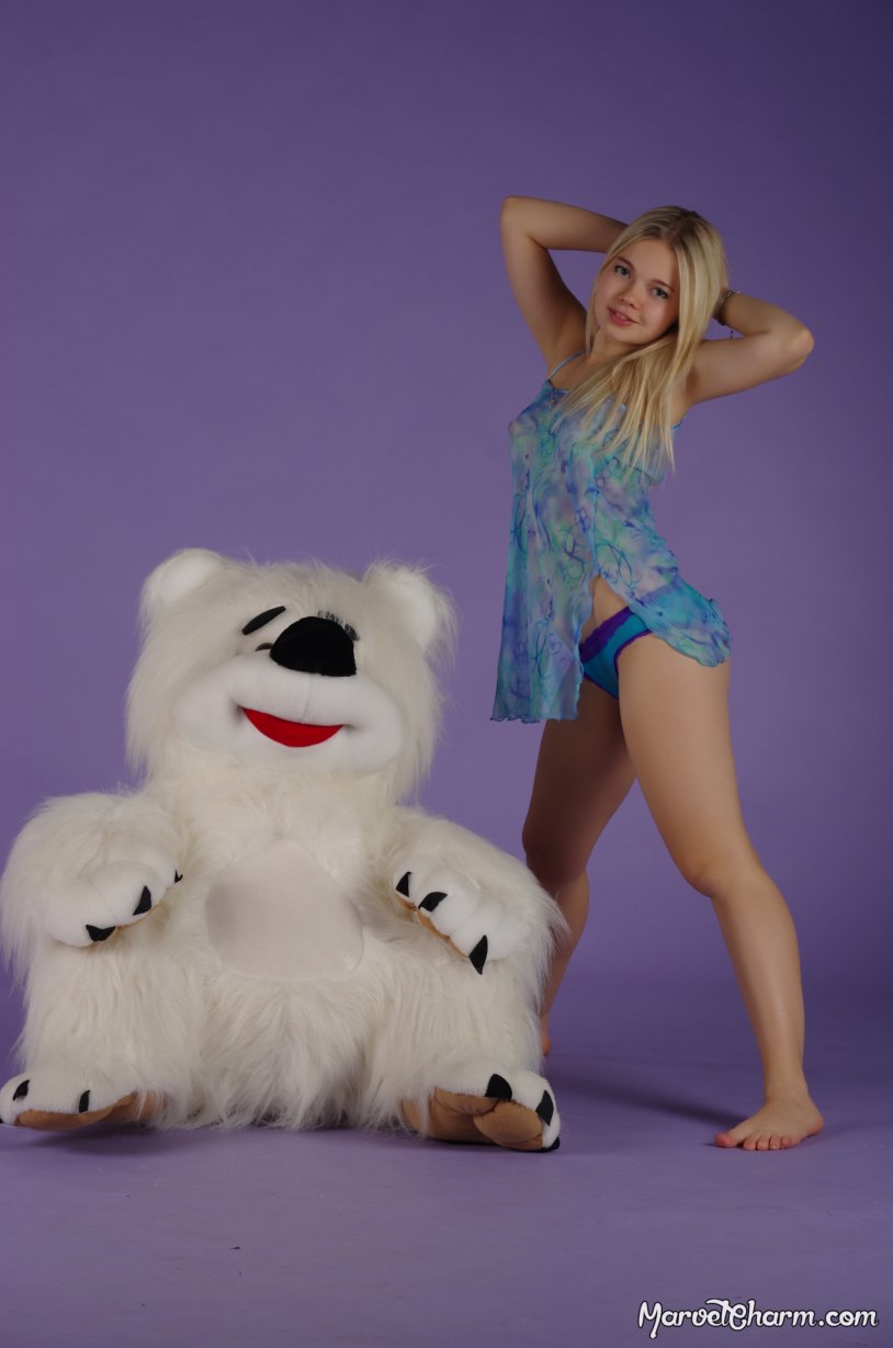 Christina Fomina Alice Marvelcharm