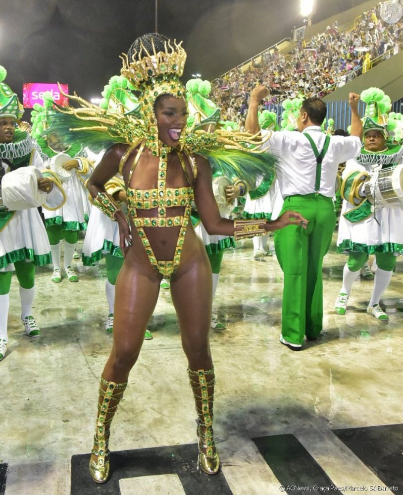 Goddess Grazi Footstool