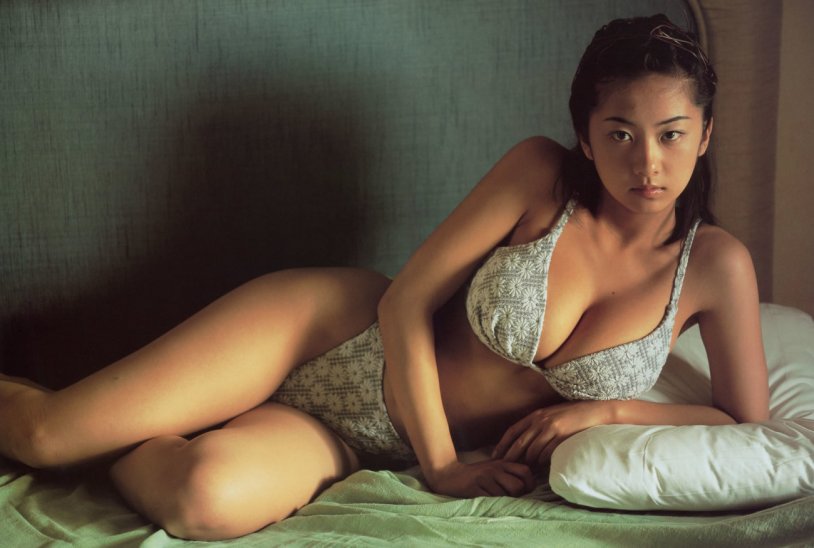 Laura San Dzhakomo hot