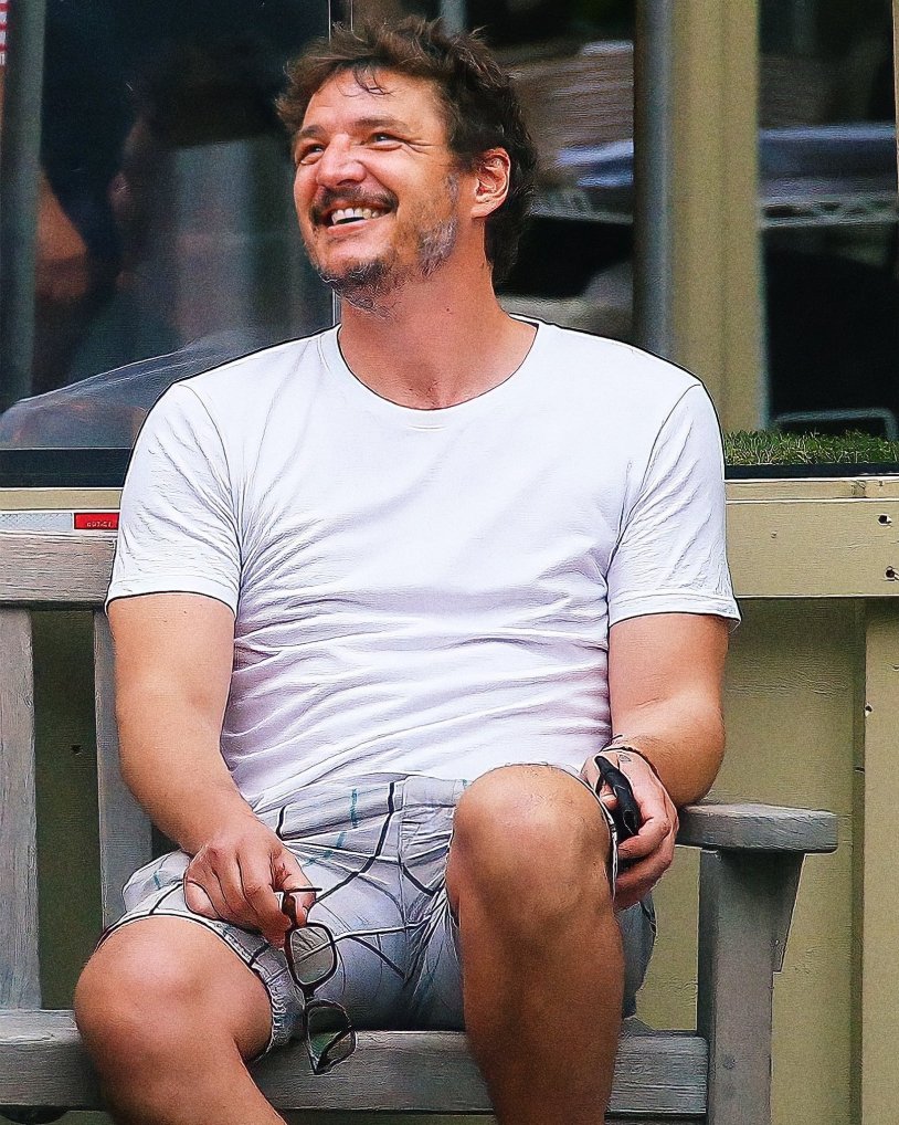 Alba Flores and Ursula Korbero