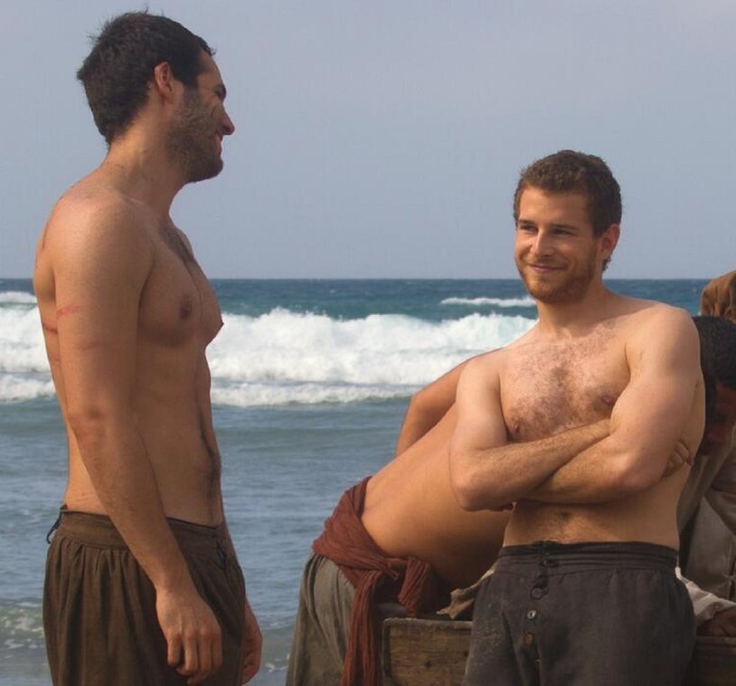 Alvaro Cervantes Naked