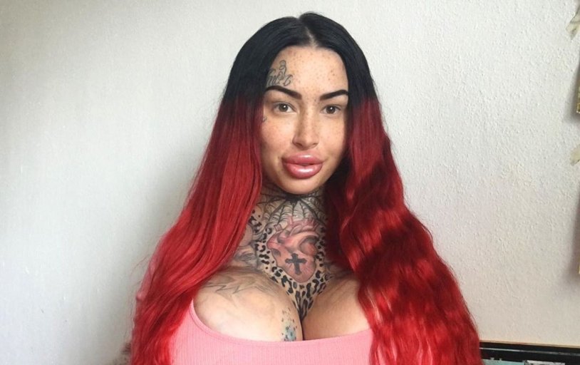 Mary Magdalene victim of plastic