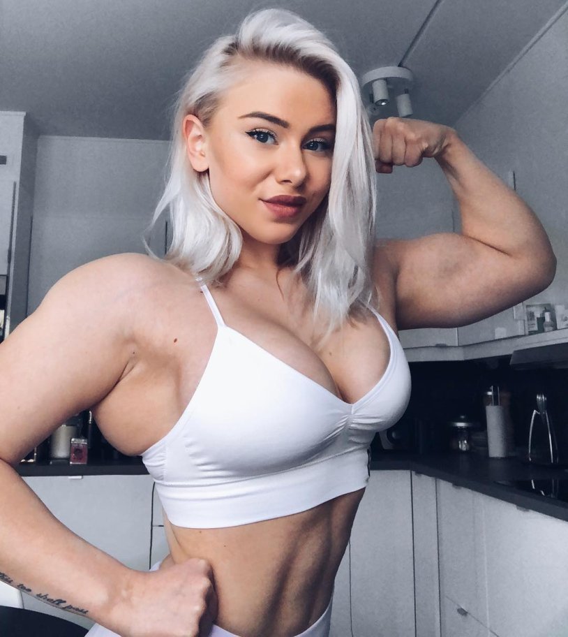 Samantha MacLeod Snake Flight