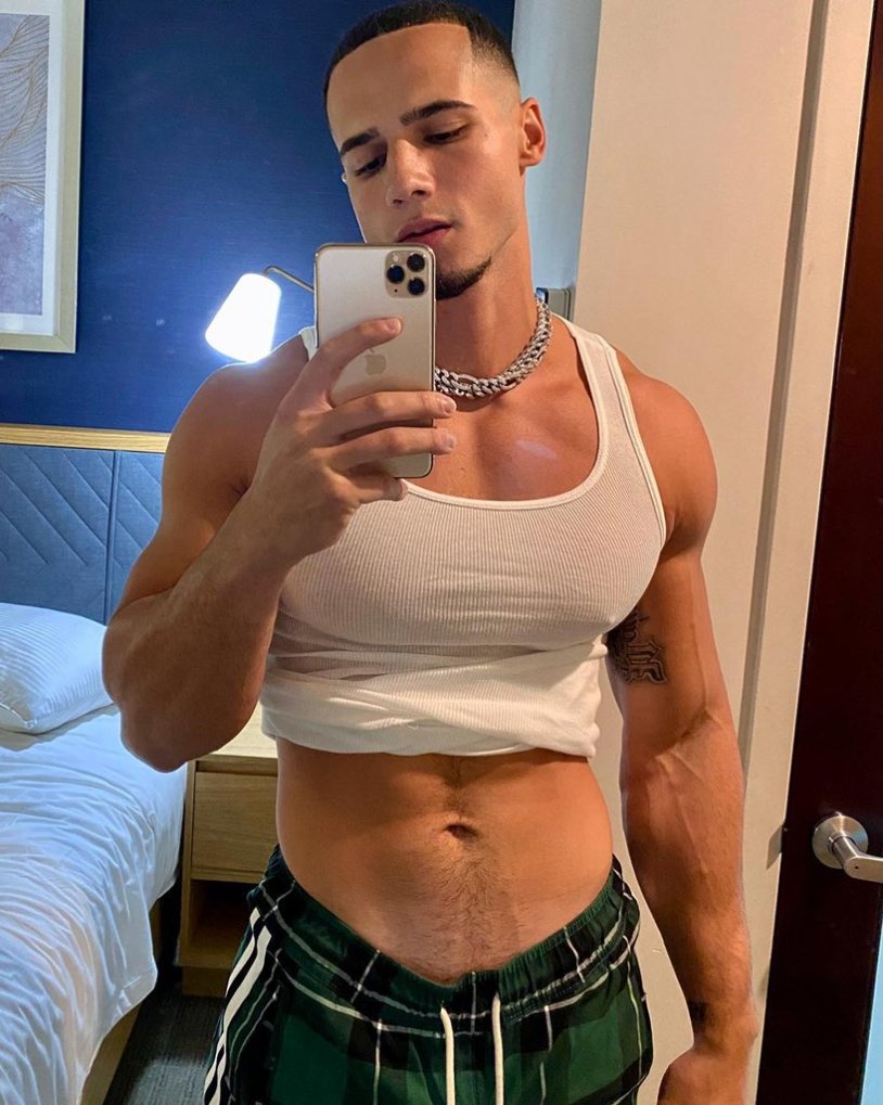 Jordan Torres Selfie