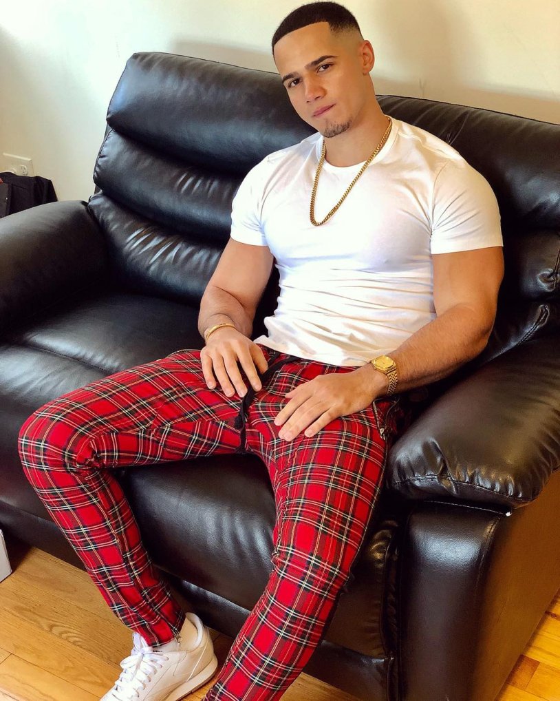 Nike advertising with Jordances4