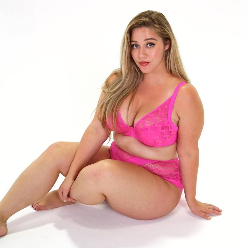 Olivia Jensen Plus Saiz