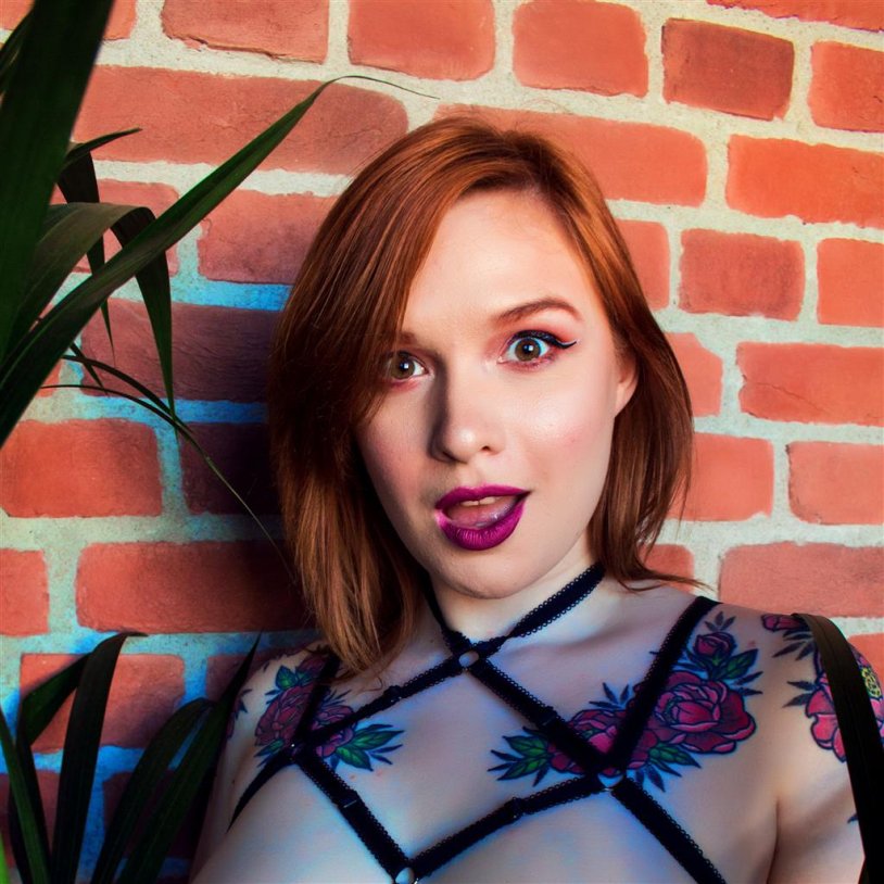 Richelle Ryan Housewife