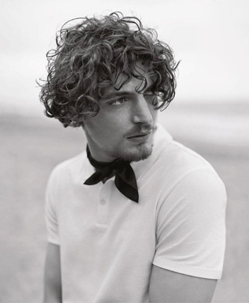 Niels Schneider and Virginie ether