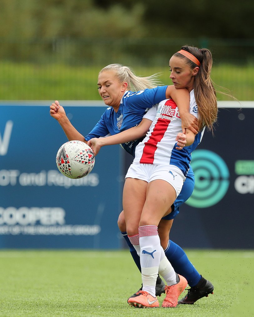 Nicole football player