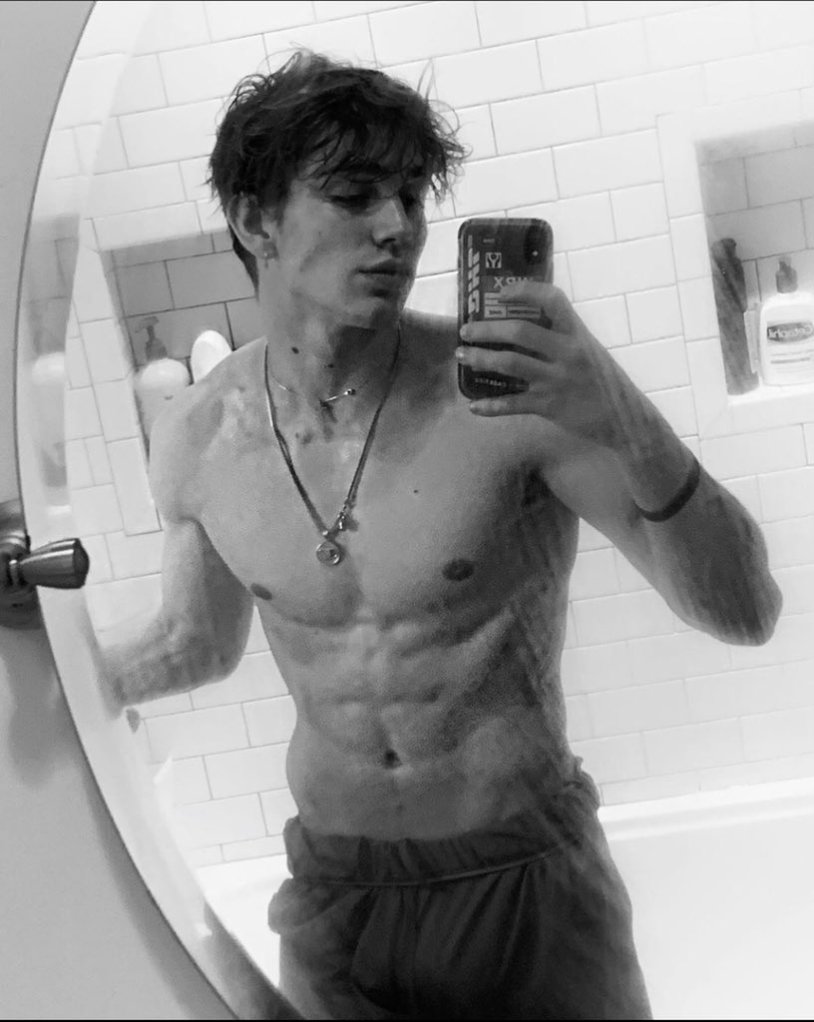 Dominic Cooper torso