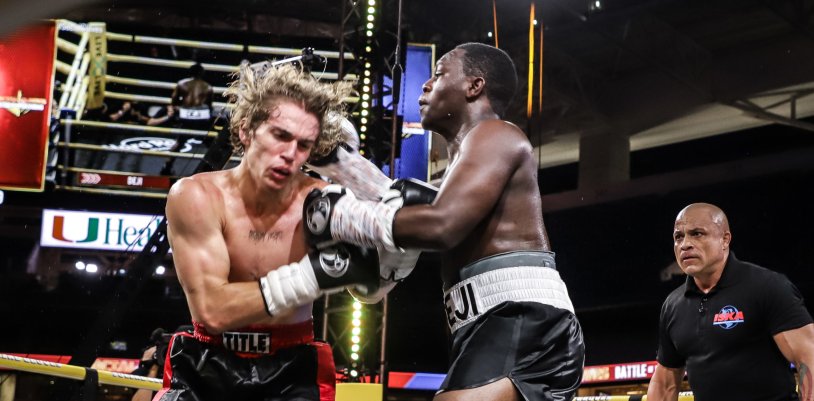 Bella Thorne Hackers