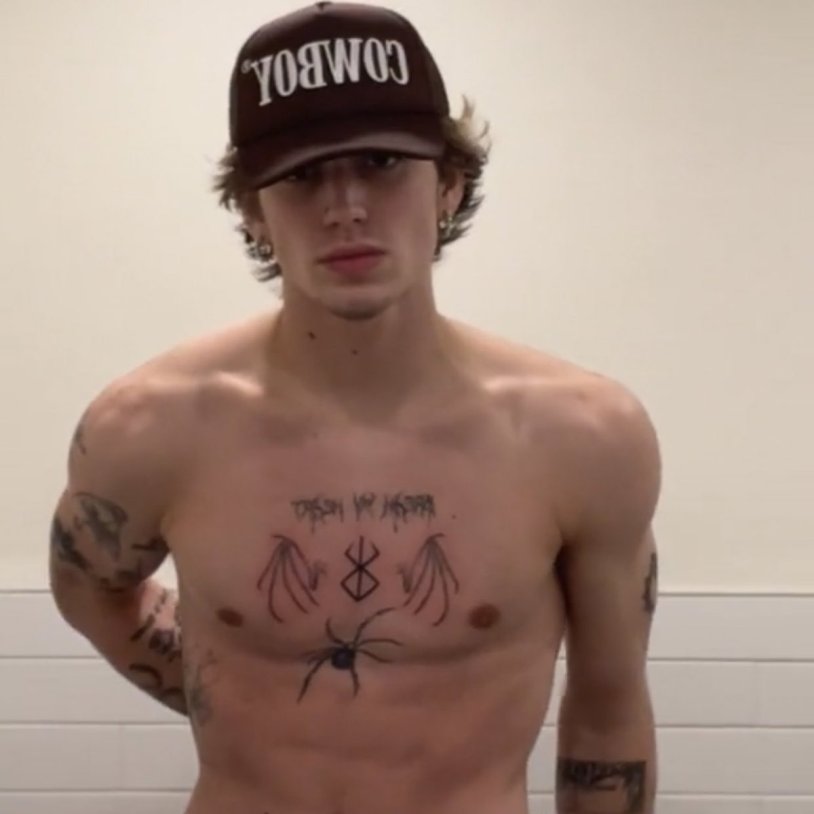 Danya Milokhin torso