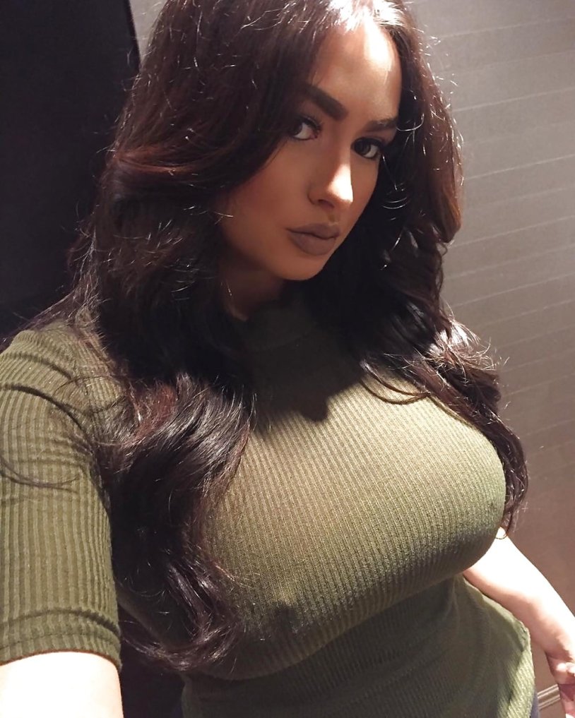 Maya Van de Vale Priest