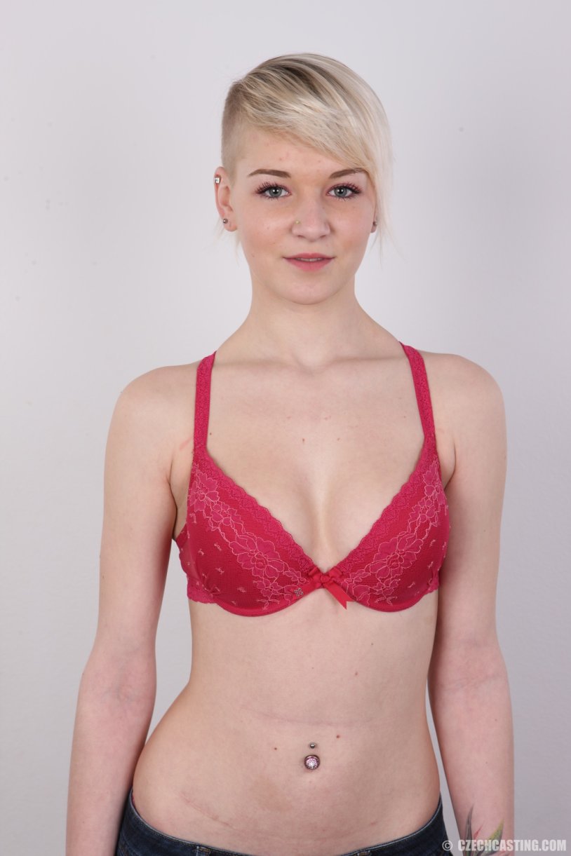 Czech casting Martina 8032